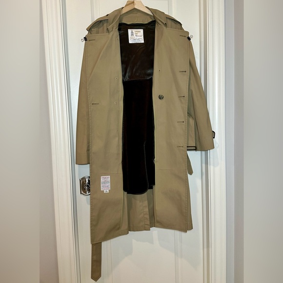 ✨VTG EUC✨London Fog Taupe Long Double Breasted LINEDTrench Coat Men's 42 Long - Picture 12 of 15